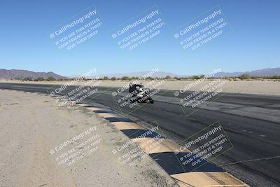 media/Dec-01-2025-Moto Forza (Mon) [[2daa91e15f]]/2-Intermediate Group/Session 4 (Turn 10 Inside)/